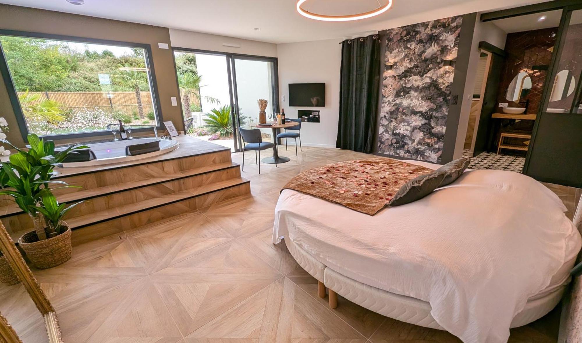Les Suites Du Payre - Suite Romance Saint-Hilaire-de-Talmont Экстерьер фото