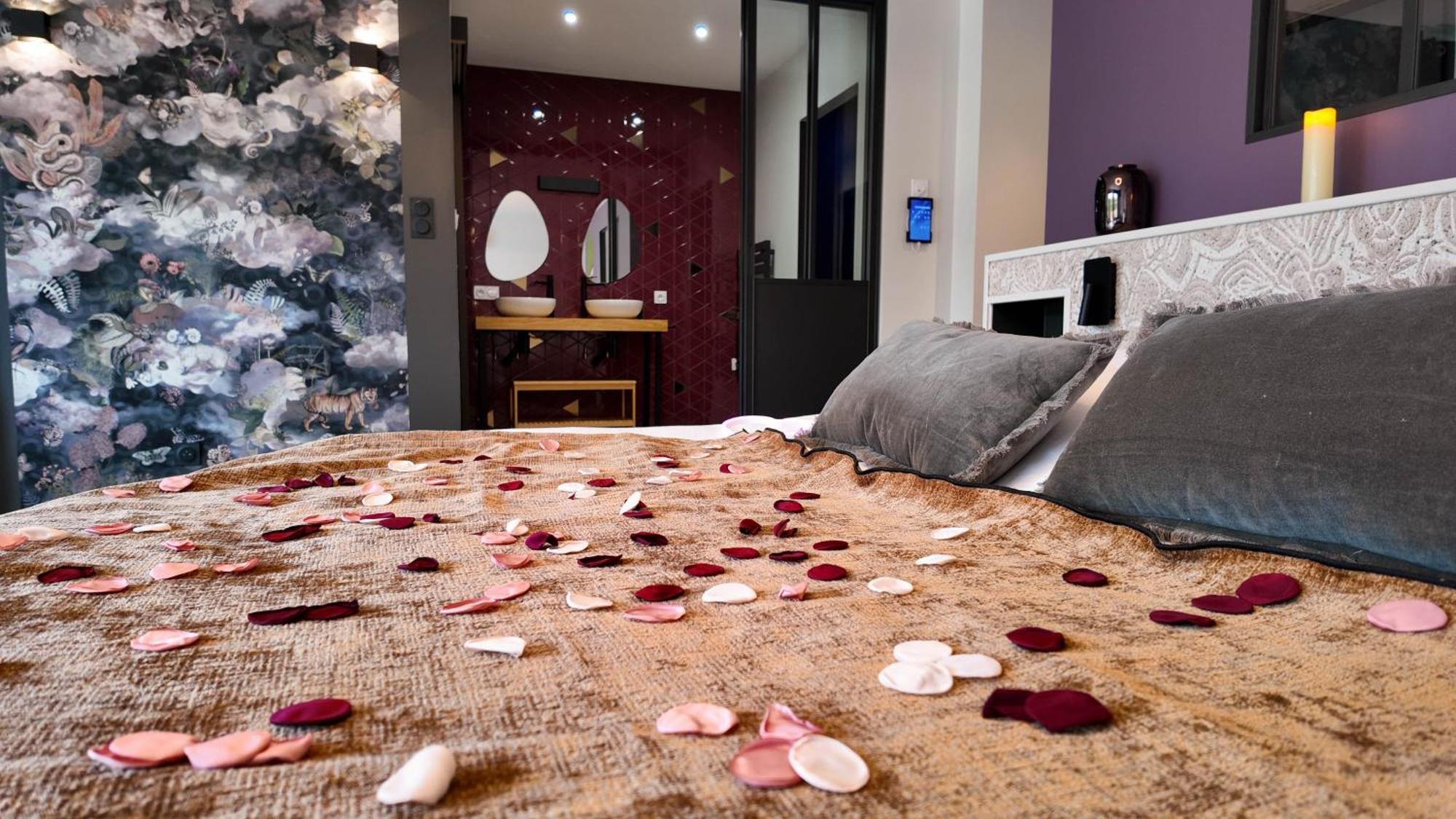 Les Suites Du Payre - Suite Romance Saint-Hilaire-de-Talmont Экстерьер фото